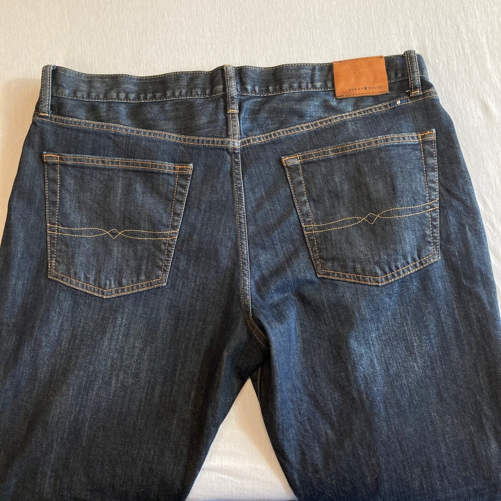 Lucky Brand Jeans Mens 38x30 221 Original Straight Dark Wash 7M11995 Classic - Picture 10 of 15